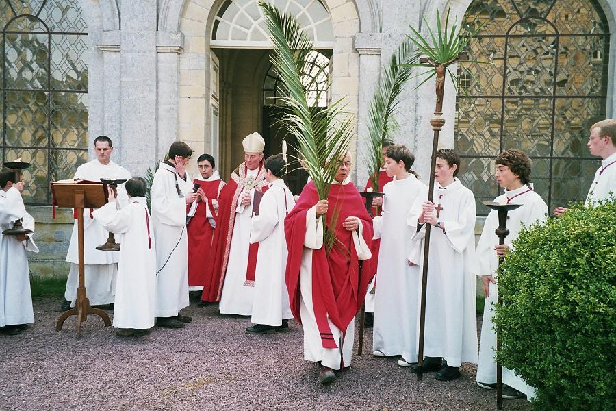 Dimanche des Rameaux à l'abbaye de Juaye-Mondaye